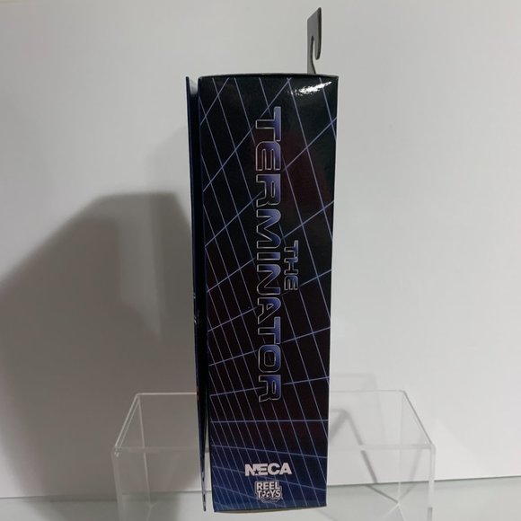 NECA Terminator Ultimate T-800 Police Station Assault Action Figure 51912 7" - Picture 5 of 7